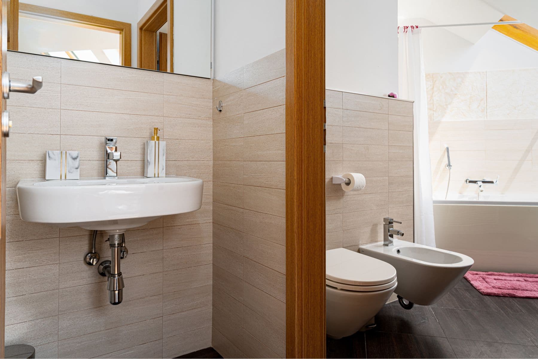 Prenájom bytu 124 m², Zborovská, Praha, Praha Prenájom bytu 124 m², Zborovská, Praha, Praha
