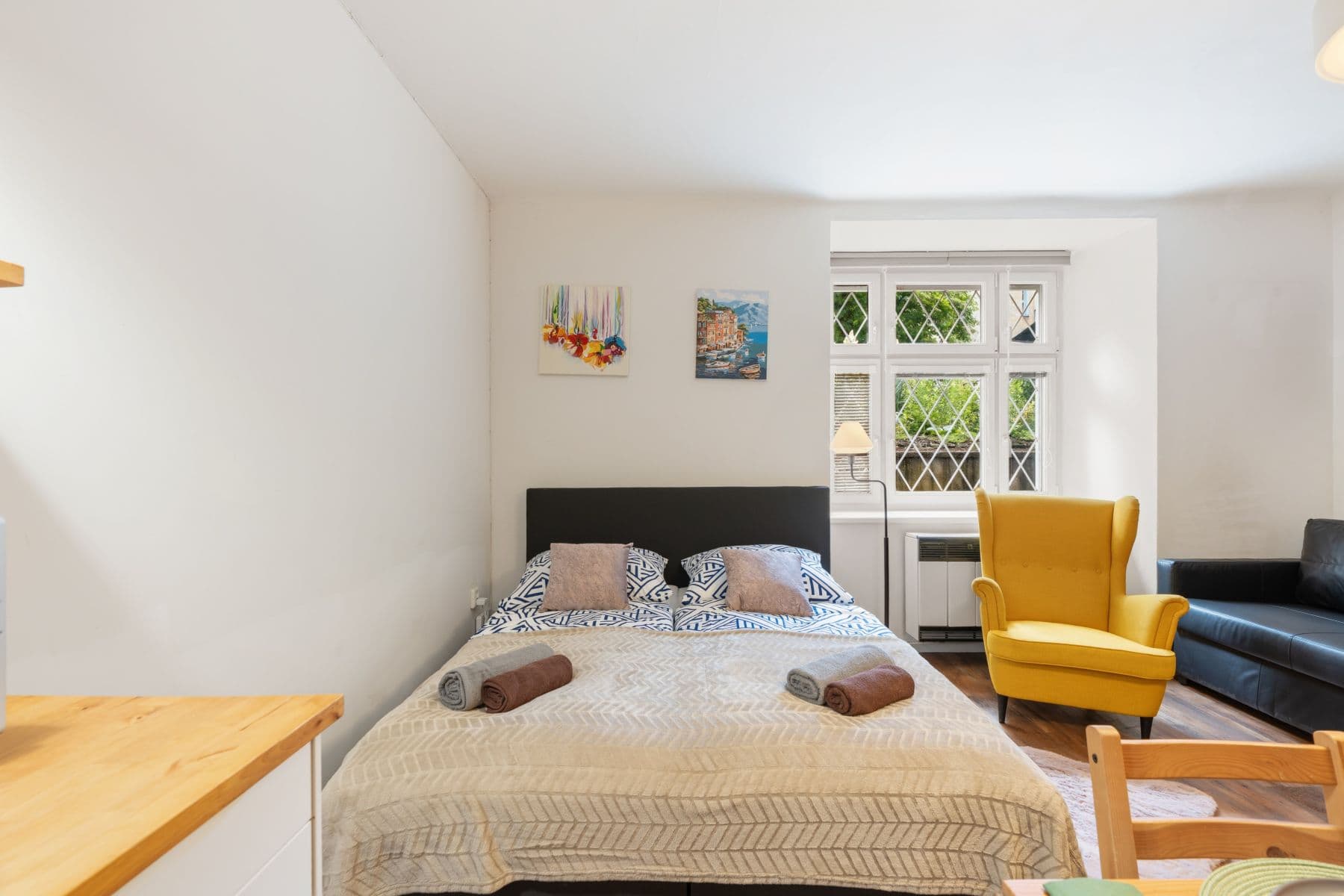 Prenájom bytu 84 m², Moravská, Praha, Praha Prenájom bytu 84 m², Moravská, Praha, Praha