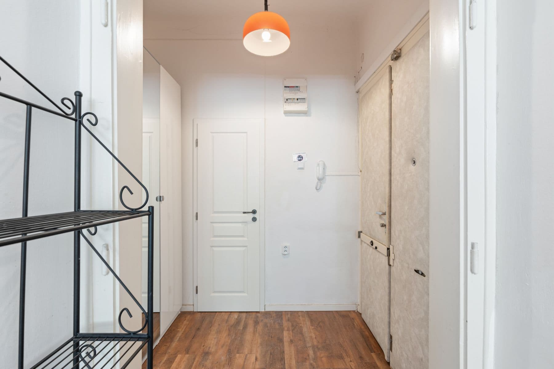 Prenájom bytu 84 m², Moravská, Praha, Praha Prenájom bytu 84 m², Moravská, Praha, Praha