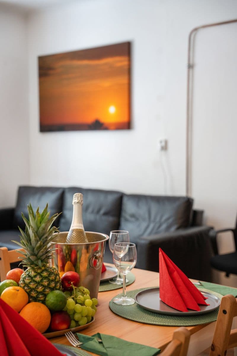 Prenájom bytu 84 m², Moravská, Praha, Praha Prenájom bytu 84 m², Moravská, Praha, Praha