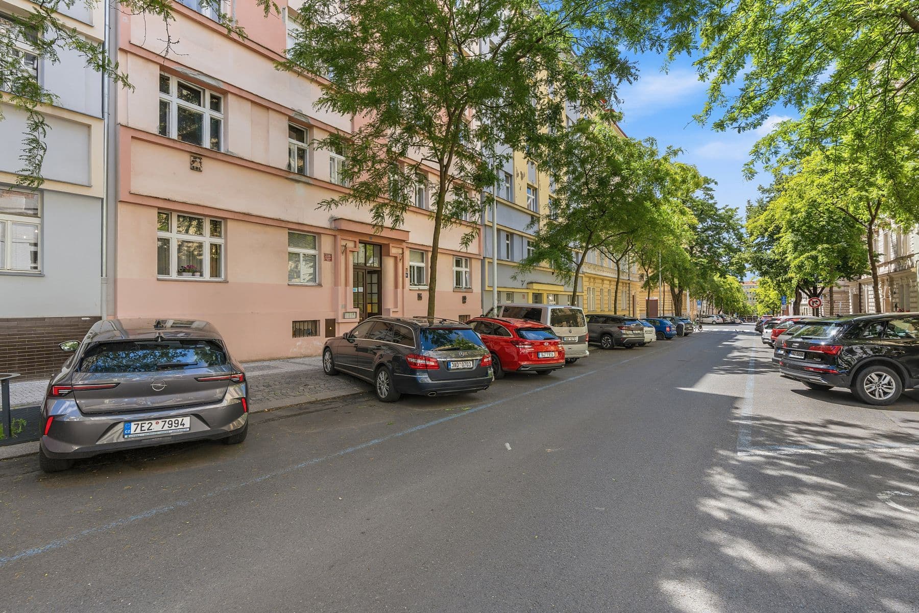 Prenájom bytu 84 m², Moravská, Praha, Praha Prenájom bytu 84 m², Moravská, Praha, Praha
