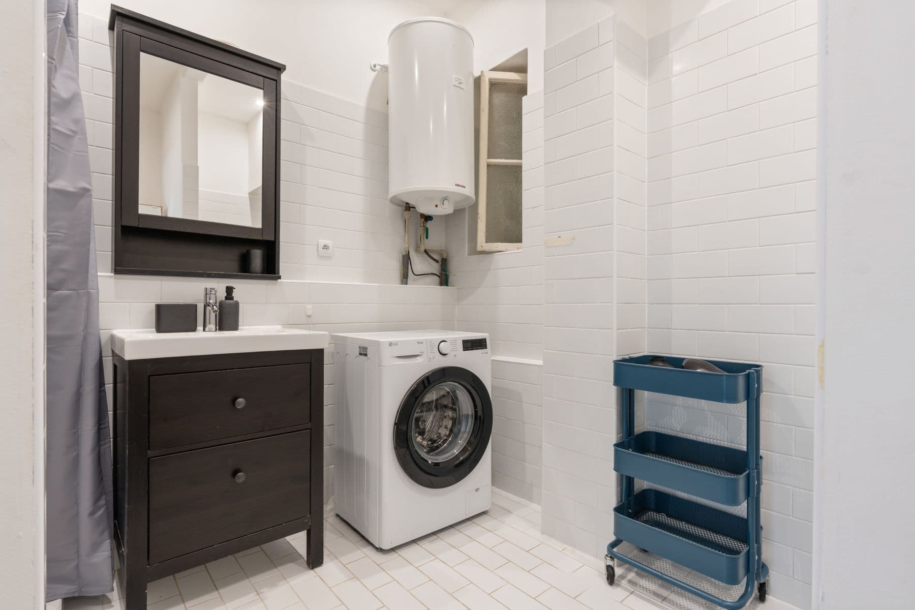Prenájom bytu 84 m², Moravská, Praha, Praha Prenájom bytu 84 m², Moravská, Praha, Praha
