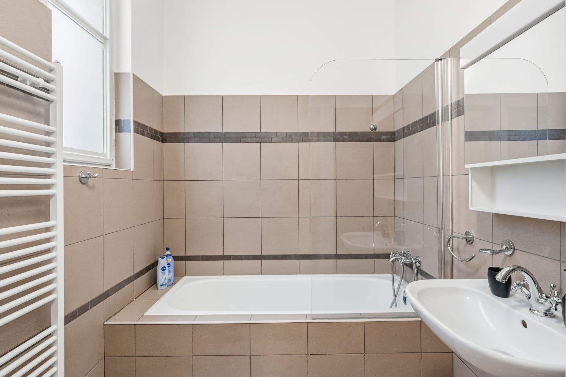 Prenájom bytu 84 m², Milady Horákové, Praha, Praha Prenájom bytu 84 m², Milady Horákové, Praha, Praha