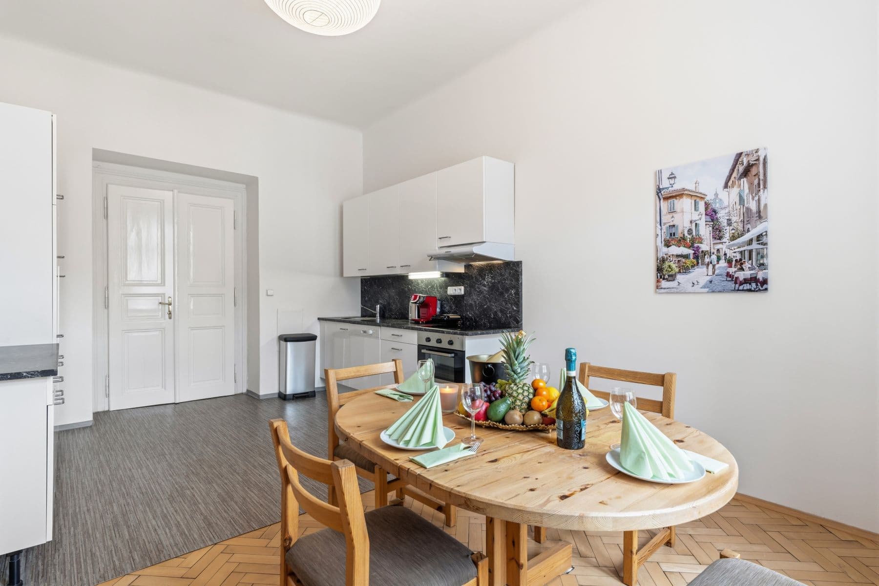 Prenájom bytu 84 m², Milady Horákové, Praha, Praha Prenájom bytu 84 m², Milady Horákové, Praha, Praha