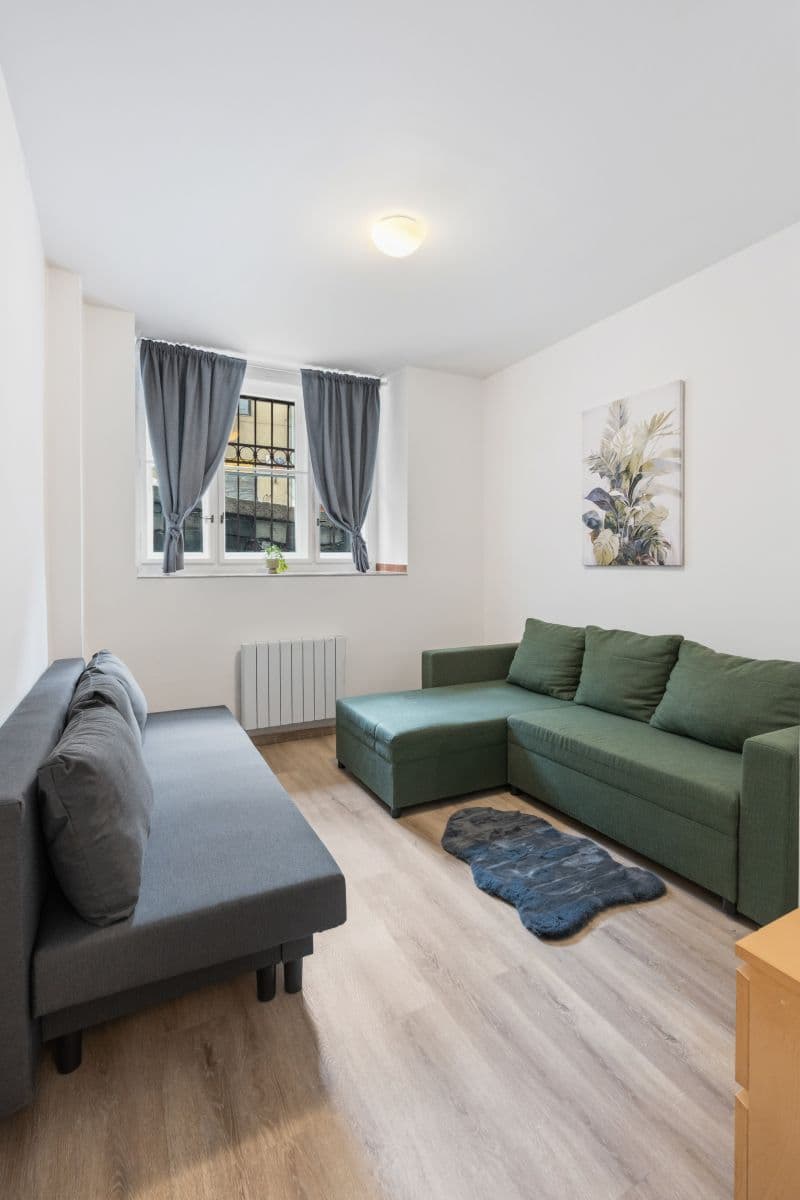Prenájom bytu 60 m², Košická, Praha, Praha Prenájom bytu 60 m², Košická, Praha, Praha