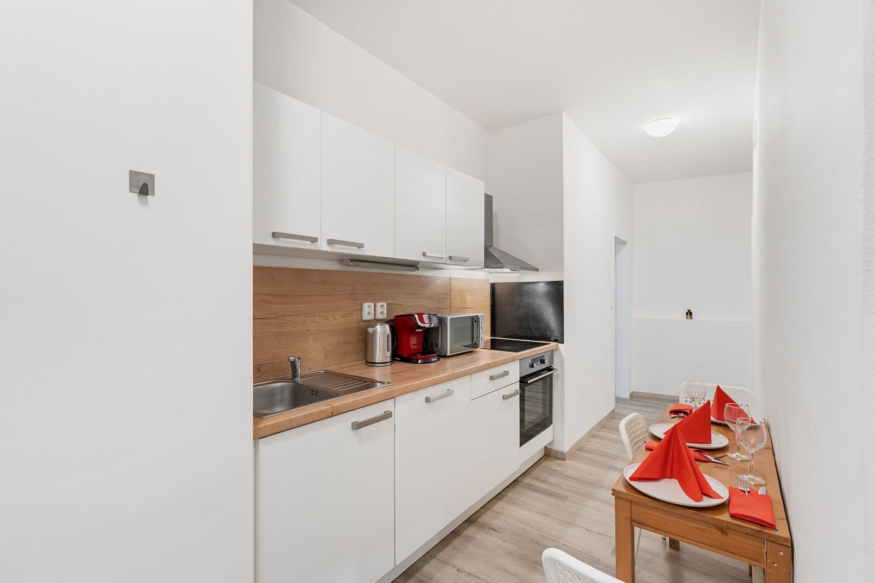 Prenájom bytu 60 m², Košická, Praha, Praha Prenájom bytu 60 m², Košická, Praha, Praha