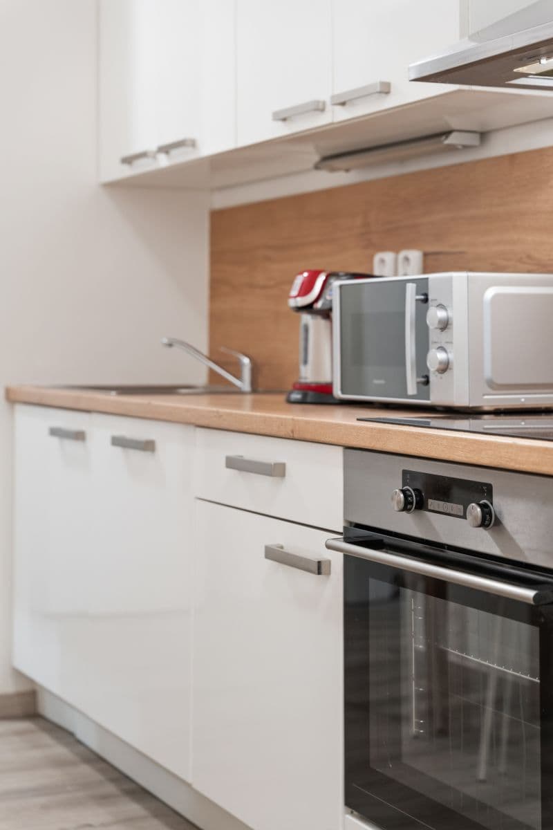 Prenájom bytu 60 m², Košická, Praha, Praha Prenájom bytu 60 m², Košická, Praha, Praha