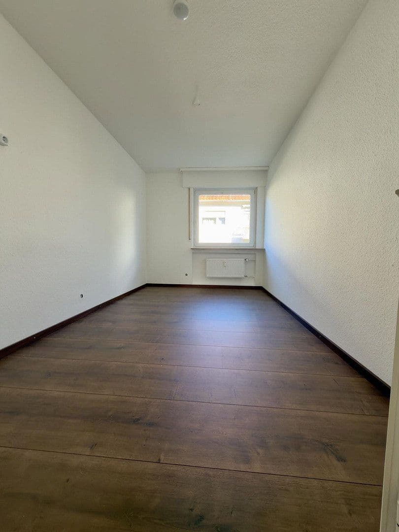 Prenájom bytu 3-izbový 64 m², Kernen im Remstal, Bádensko-Wurttembersko Prenájom bytu 3-izbový 64 m², Kernen im Remstal, Bádensko-Wurttembersko