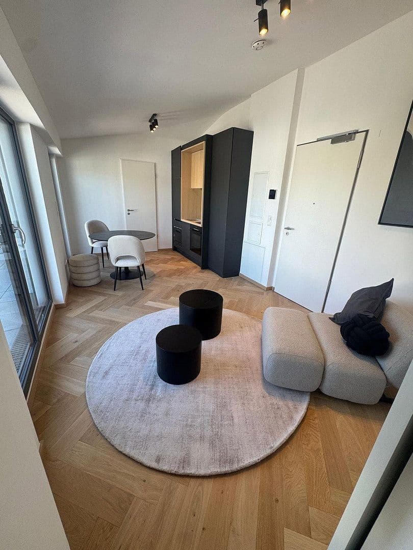 Prenájom bytu 2-izbový 44 m², Herbigstrasse 33, München, Bavorsko Prenájom bytu 2-izbový 44 m², Herbigstrasse 33, München, Bavorsko