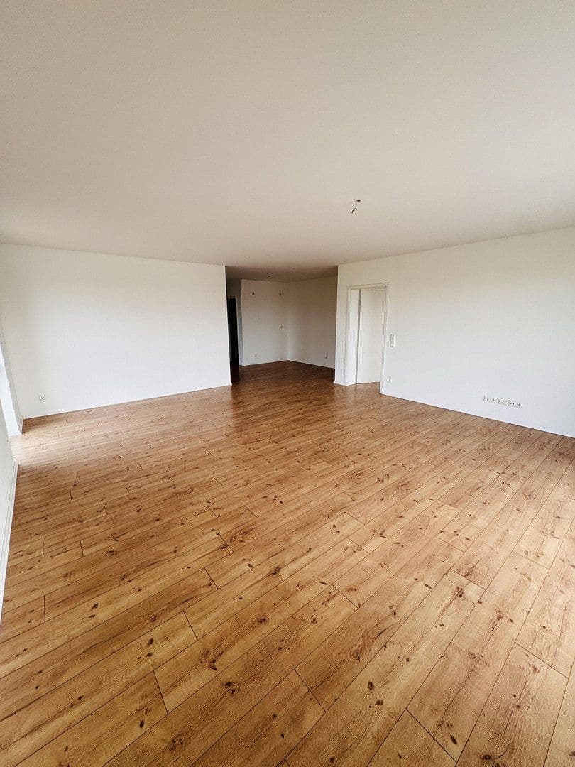 Prenájom bytu 2-izbový 95 m², Triftäcker 31, Hemau, Bavorsko Prenájom bytu 2-izbový 95 m², Triftäcker 31, Hemau, Bavorsko