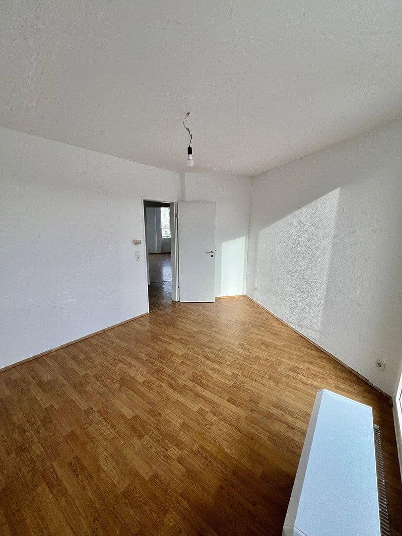 Prenájom bytu 3-izbový 70 m², Am Brögel 4, Wuppertal, Severné Porýnie - Westfálsko Prenájom bytu 3-izbový 70 m², Am Brögel 4, Wuppertal, Severné Porýnie - Westfálsko