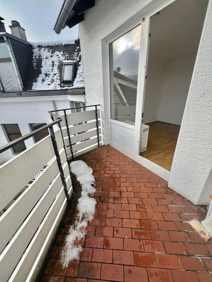 Prenájom bytu 3-izbový 70 m², Am Brögel 4, Wuppertal, Severné Porýnie - Westfálsko Prenájom bytu 3-izbový 70 m², Am Brögel 4, Wuppertal, Severné Porýnie - Westfálsko
