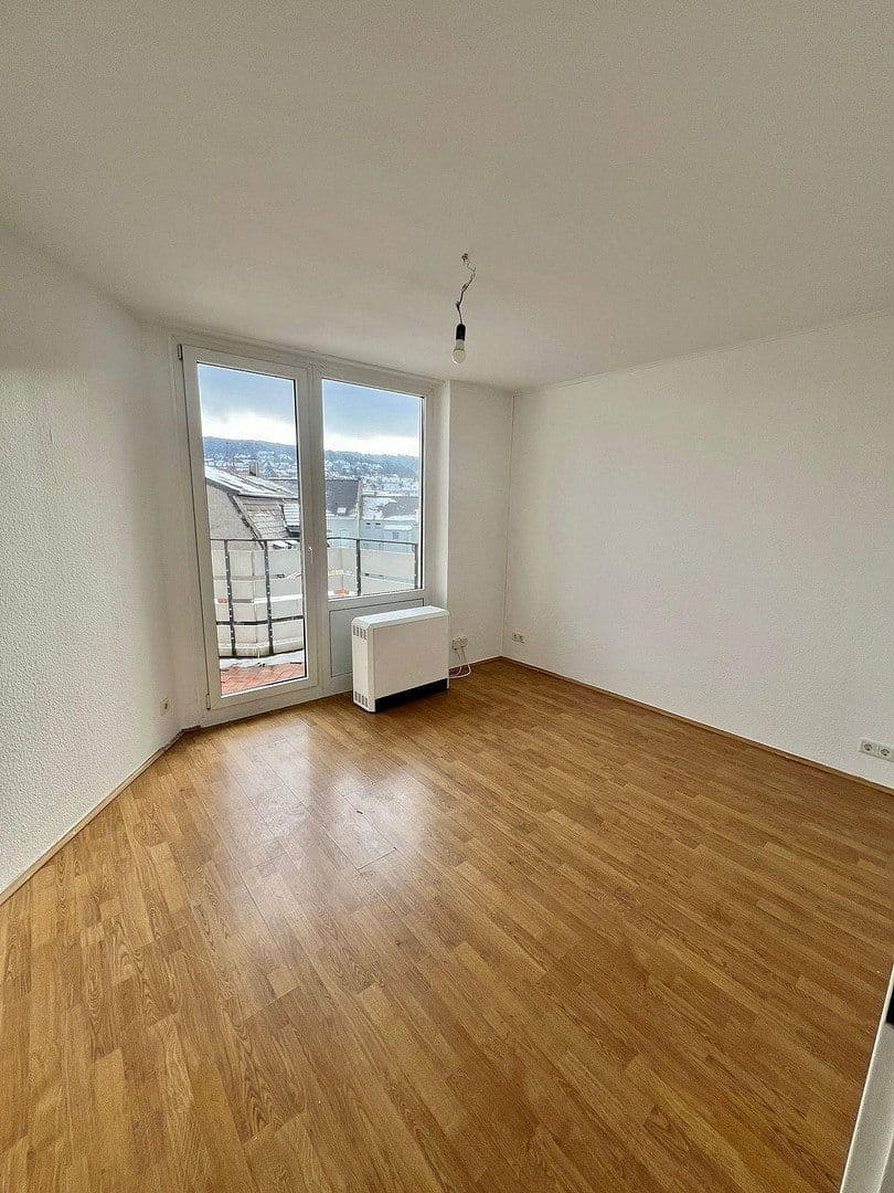 Prenájom bytu 3-izbový 70 m², Am Brögel 4, Wuppertal, Severné Porýnie - Westfálsko Prenájom bytu 3-izbový 70 m², Am Brögel 4, Wuppertal, Severné Porýnie - Westfálsko
