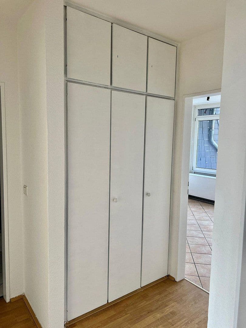 Prenájom bytu 3-izbový 70 m², Am Brögel 4, Wuppertal, Severné Porýnie - Westfálsko Prenájom bytu 3-izbový 70 m², Am Brögel 4, Wuppertal, Severné Porýnie - Westfálsko