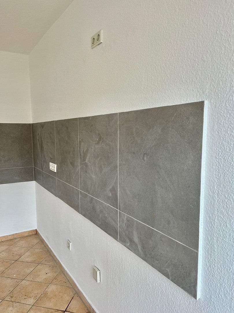 Prenájom bytu 3-izbový 70 m², Am Brögel 4, Wuppertal, Severné Porýnie - Westfálsko Prenájom bytu 3-izbový 70 m², Am Brögel 4, Wuppertal, Severné Porýnie - Westfálsko