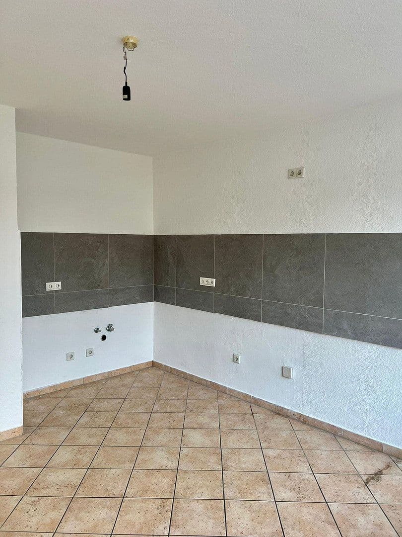 Prenájom bytu 3-izbový 70 m², Am Brögel 4, Wuppertal, Severné Porýnie - Westfálsko Prenájom bytu 3-izbový 70 m², Am Brögel 4, Wuppertal, Severné Porýnie - Westfálsko