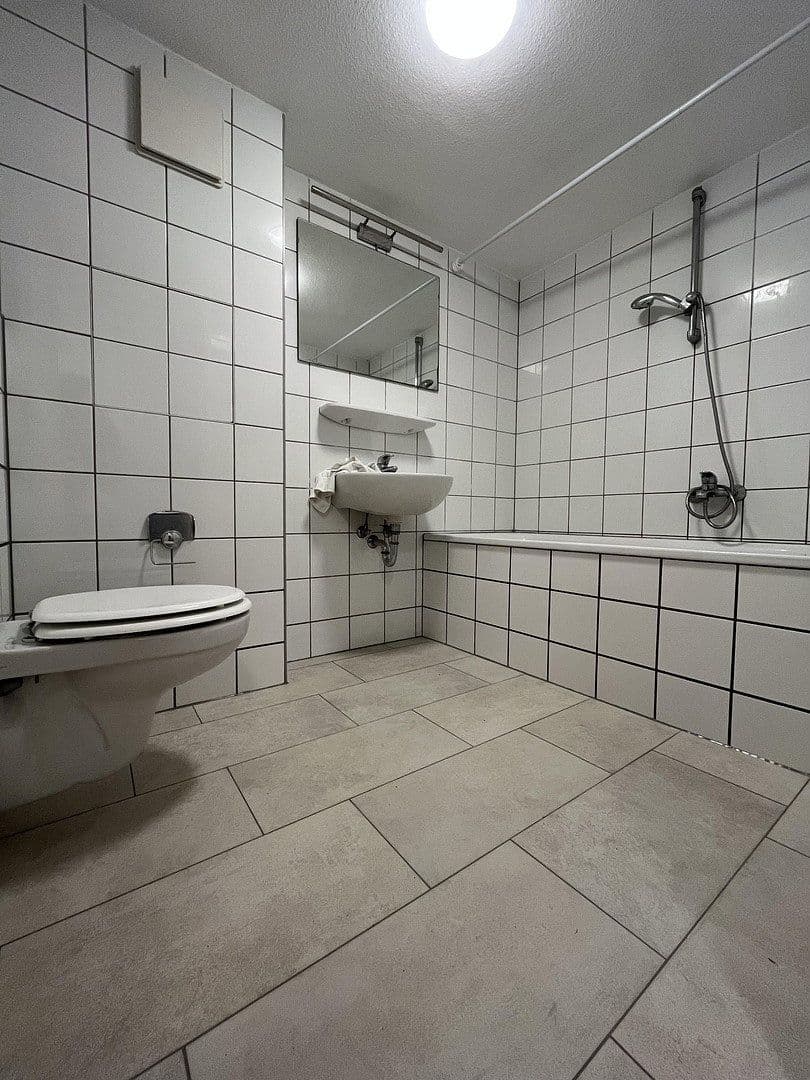 Predaj domu 439 m², Delitzscher Landstraße 69, Leipzig, Sasko Predaj domu 439 m², Delitzscher Landstraße 69, Leipzig, Sasko