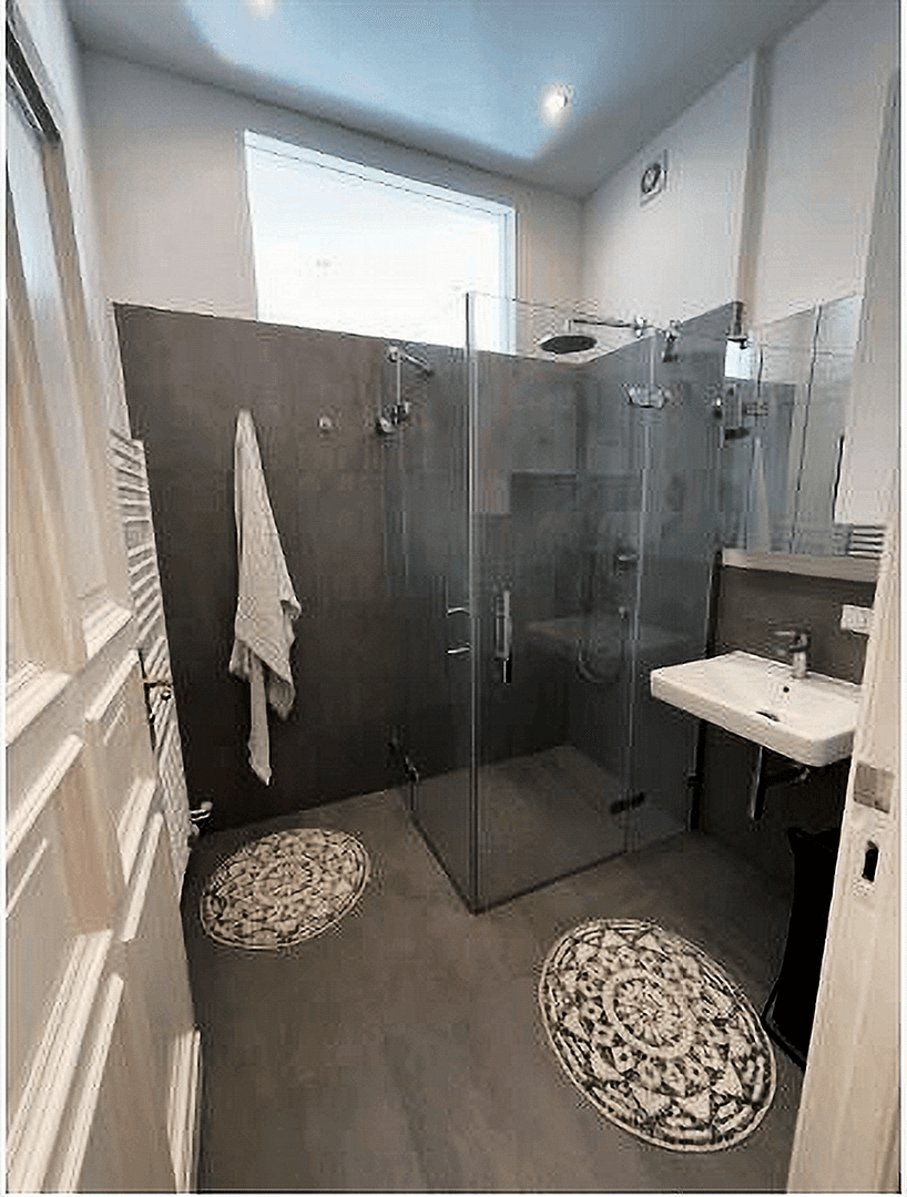 Prenájom bytu 1-izbový 42 m², 13349, Berlín Prenájom bytu 1-izbový 42 m², 13349, Berlín