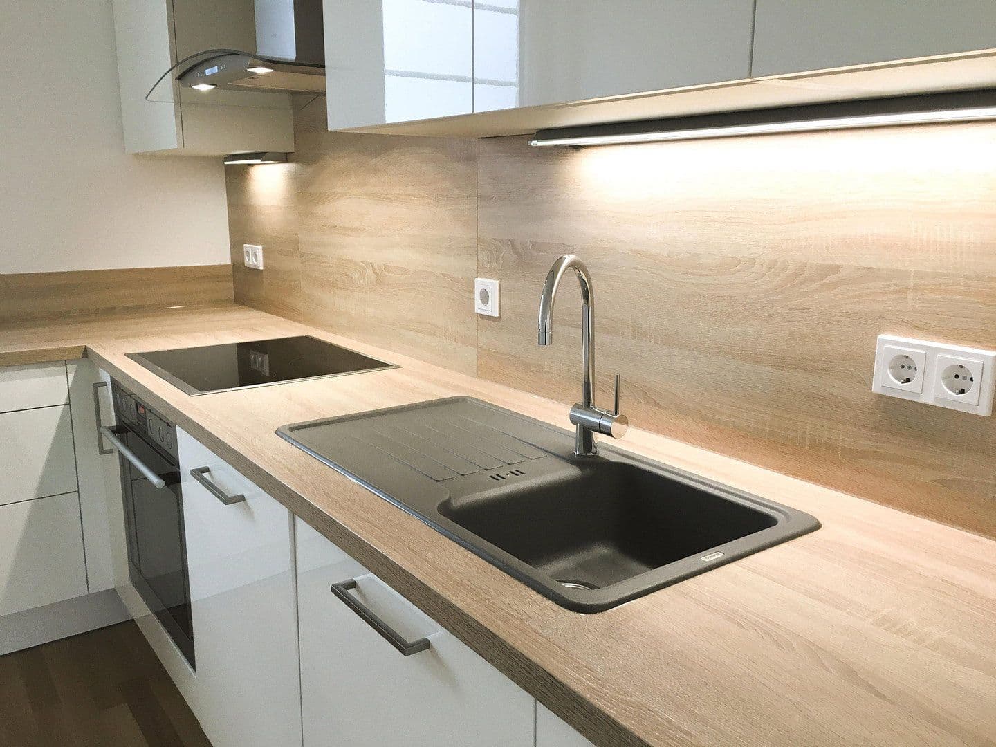 Prenájom bytu 2-izbový 69 m², Leberecht-Migge-Anlage 11, Frankfurt, Hesensko Prenájom bytu 2-izbový 69 m², Leberecht-Migge-Anlage 11, Frankfurt, Hesensko