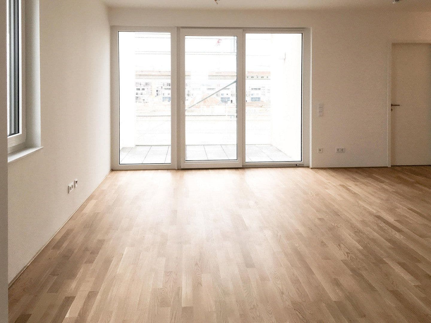 Prenájom bytu 2-izbový 69 m², Leberecht-Migge-Anlage 11, Frankfurt, Hesensko Prenájom bytu 2-izbový 69 m², Leberecht-Migge-Anlage 11, Frankfurt, Hesensko