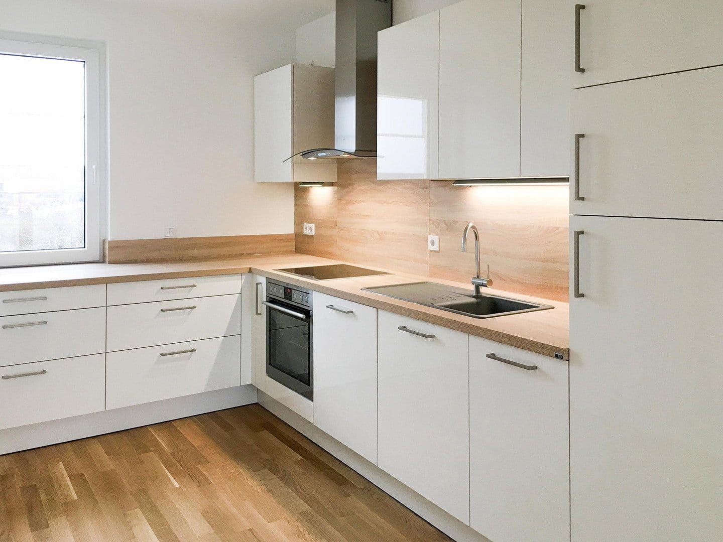 Prenájom bytu 2-izbový 69 m², Leberecht-Migge-Anlage 11, Frankfurt, Hesensko Prenájom bytu 2-izbový 69 m², Leberecht-Migge-Anlage 11, Frankfurt, Hesensko
