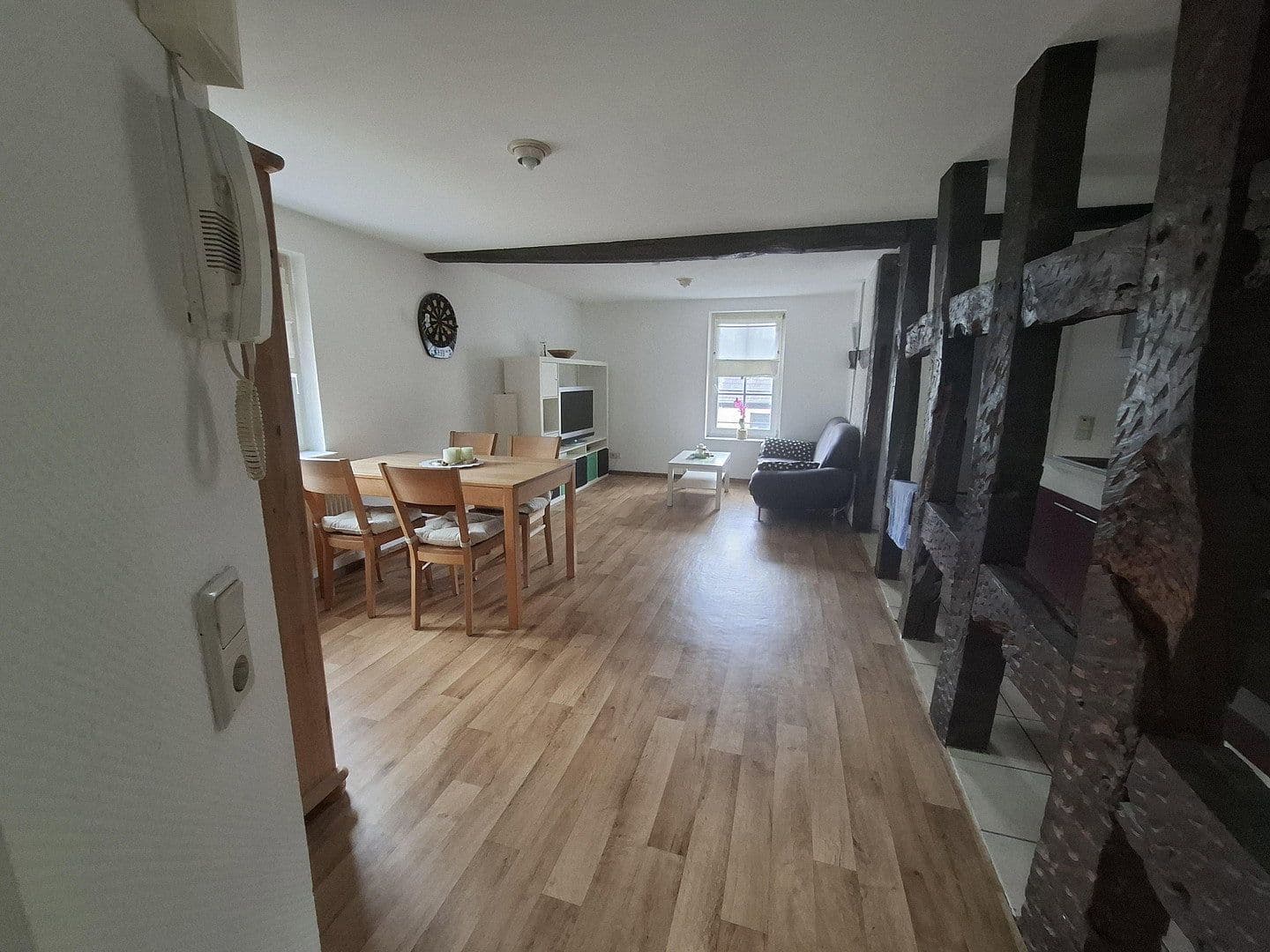 Prenájom bytu 2-izbový 41 m², Asbach, Porýnie-Falcko Prenájom bytu 2-izbový 41 m², Asbach, Porýnie-Falcko