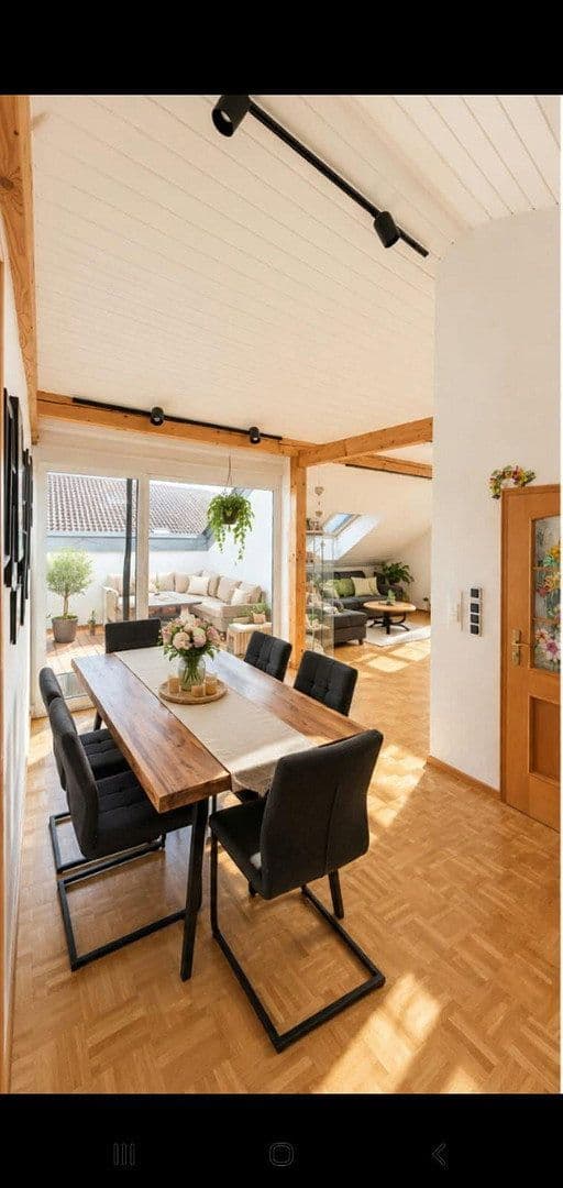 Prenájom bytu 3-izbový 112 m², Schwegenheimer Str. 67, Römerberg, Porýnie-Falcko Prenájom bytu 3-izbový 112 m², Schwegenheimer Str. 67, Römerberg, Porýnie-Falcko