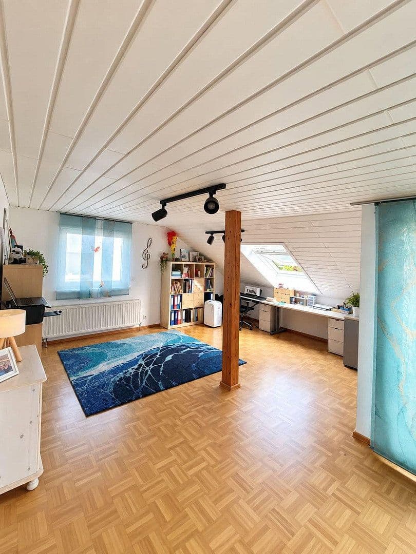 Prenájom bytu 3-izbový 112 m², Schwegenheimer Str. 67, Römerberg, Porýnie-Falcko Prenájom bytu 3-izbový 112 m², Schwegenheimer Str. 67, Römerberg, Porýnie-Falcko
