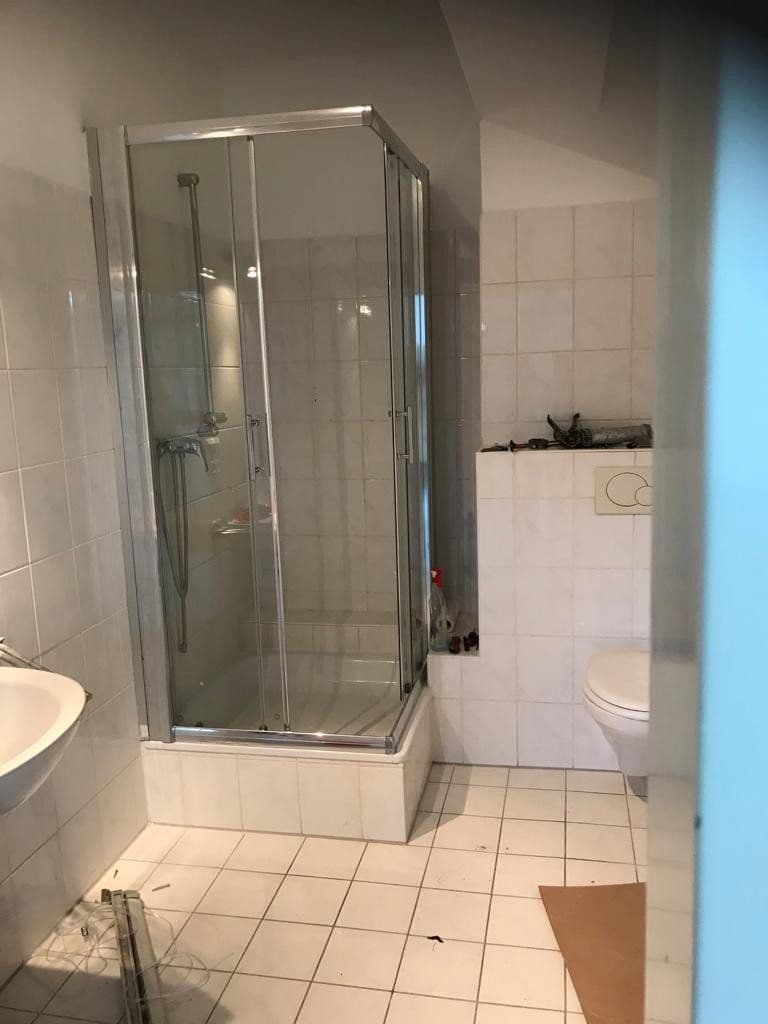 Prenájom bytu 2-izbový 65 m², Gröpelinger Heerstraße 328, Bremen, Brémy Prenájom bytu 2-izbový 65 m², Gröpelinger Heerstraße 328, Bremen, Brémy