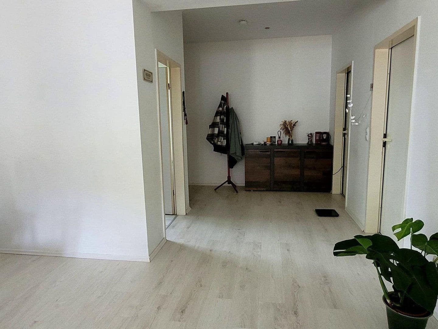 Prenájom bytu 2-izbový 65 m², Gröpelinger Heerstraße 328, Bremen, Brémy Prenájom bytu 2-izbový 65 m², Gröpelinger Heerstraße 328, Bremen, Brémy