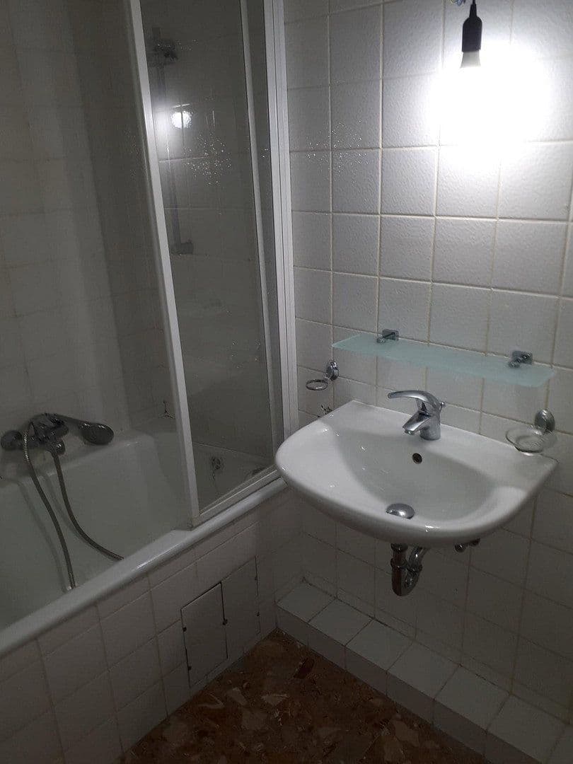 Prenájom bytu 2-izbový 58 m², Brahmsstr.18a, Lübeck, Šlezvicko-Holštajnsko Prenájom bytu 2-izbový 58 m², Brahmsstr.18a, Lübeck, Šlezvicko-Holštajnsko
