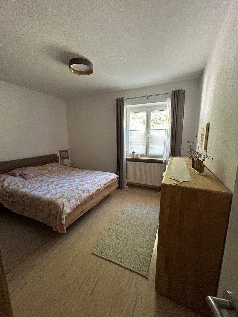 Prenájom bytu 5-izbový 120 m², Füssener Straße 84, Kempten (Allgäu), Bavorsko Prenájom bytu 5-izbový 120 m², Füssener Straße 84, Kempten (Allgäu), Bavorsko