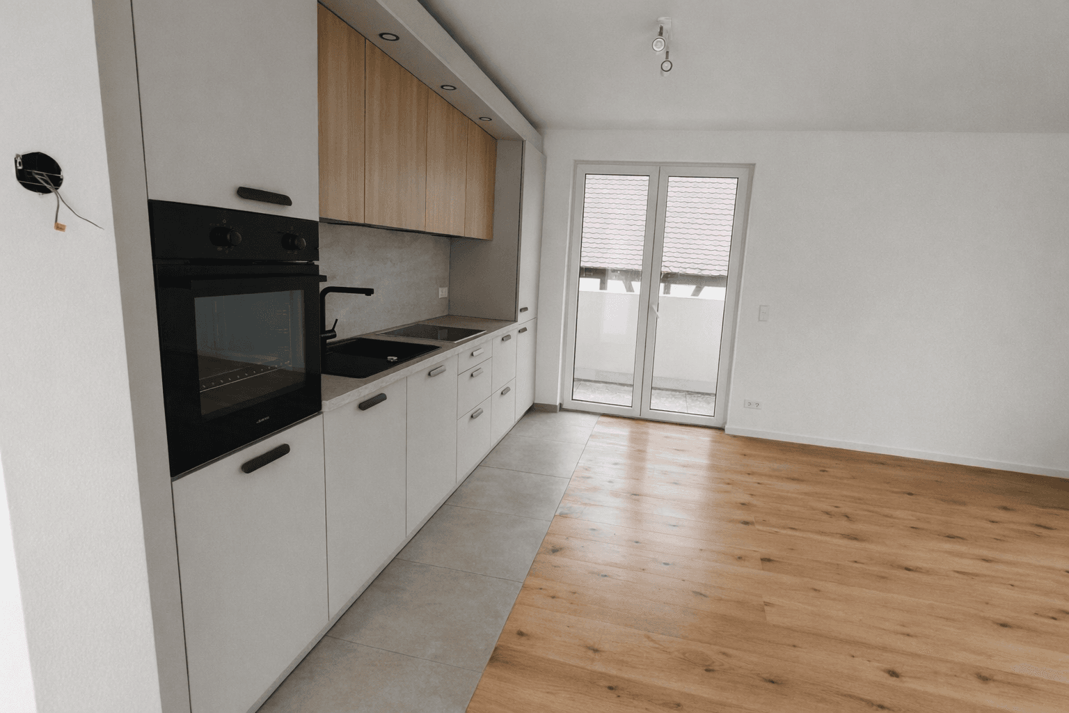 Prenájom bytu 4-izbový 85 m², Holzgasse 8, Lustadt, Porýnie-Falcko Prenájom bytu 4-izbový 85 m², Holzgasse 8, Lustadt, Porýnie-Falcko