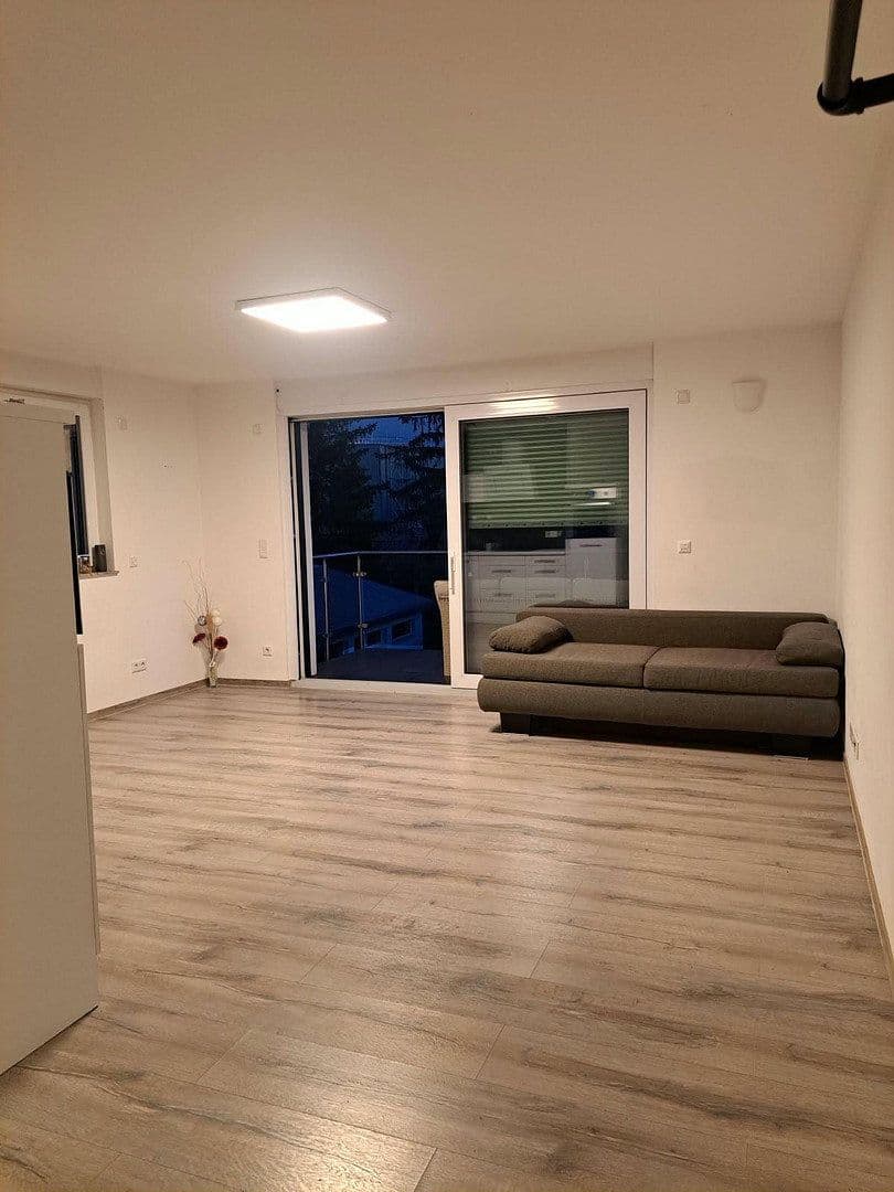 Prenájom bytu 1-izbový 40 m², Im Dürren Kopf 36A, Griesheim, Hesensko Prenájom bytu 1-izbový 40 m², Im Dürren Kopf 36A, Griesheim, Hesensko