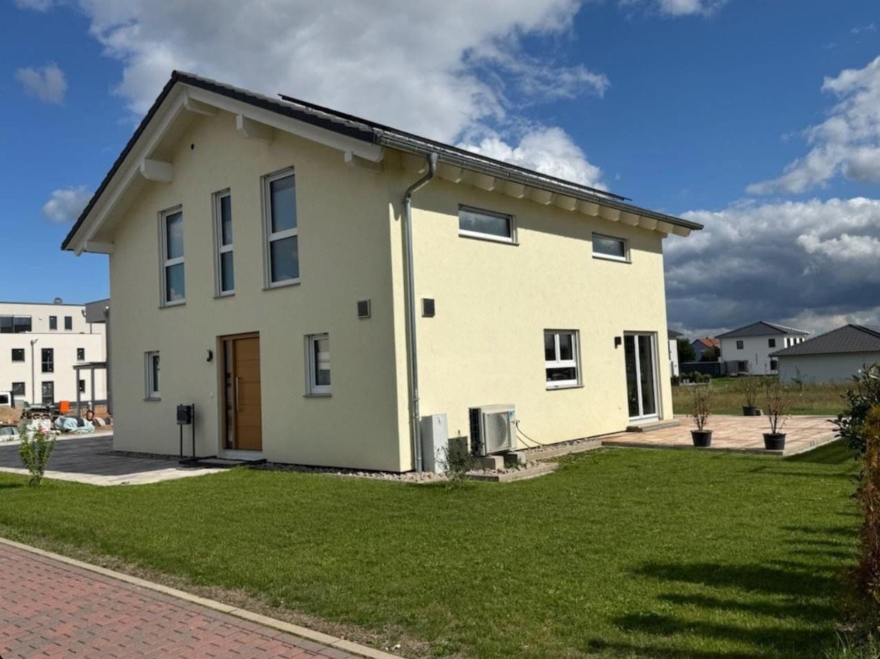Predaj domu 141 m², pozemok 782 m², Wildeck, Hesensko Predaj domu 141 m², pozemok 782 m², Wildeck, Hesensko