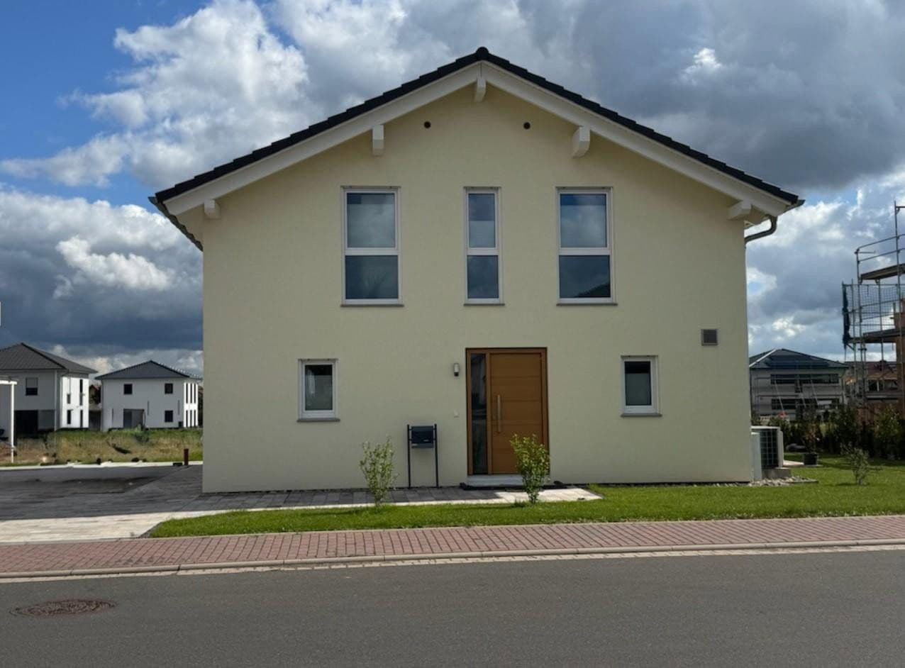 Predaj domu 141 m², pozemok 782 m², Wildeck, Hesensko Predaj domu 141 m², pozemok 782 m², Wildeck, Hesensko