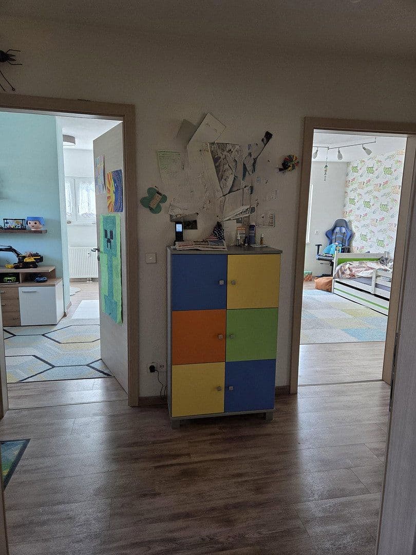 Predaj domu 260 m², pozemok 2.052 m², Niedereschach, Bádensko-Wurttembersko Predaj domu 260 m², pozemok 2.052 m², Niedereschach, Bádensko-Wurttembersko