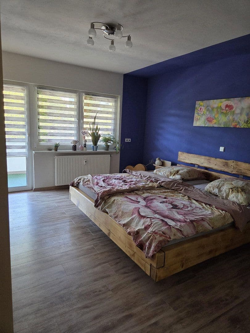 Predaj domu 260 m², pozemok 2.052 m², Niedereschach, Bádensko-Wurttembersko Predaj domu 260 m², pozemok 2.052 m², Niedereschach, Bádensko-Wurttembersko