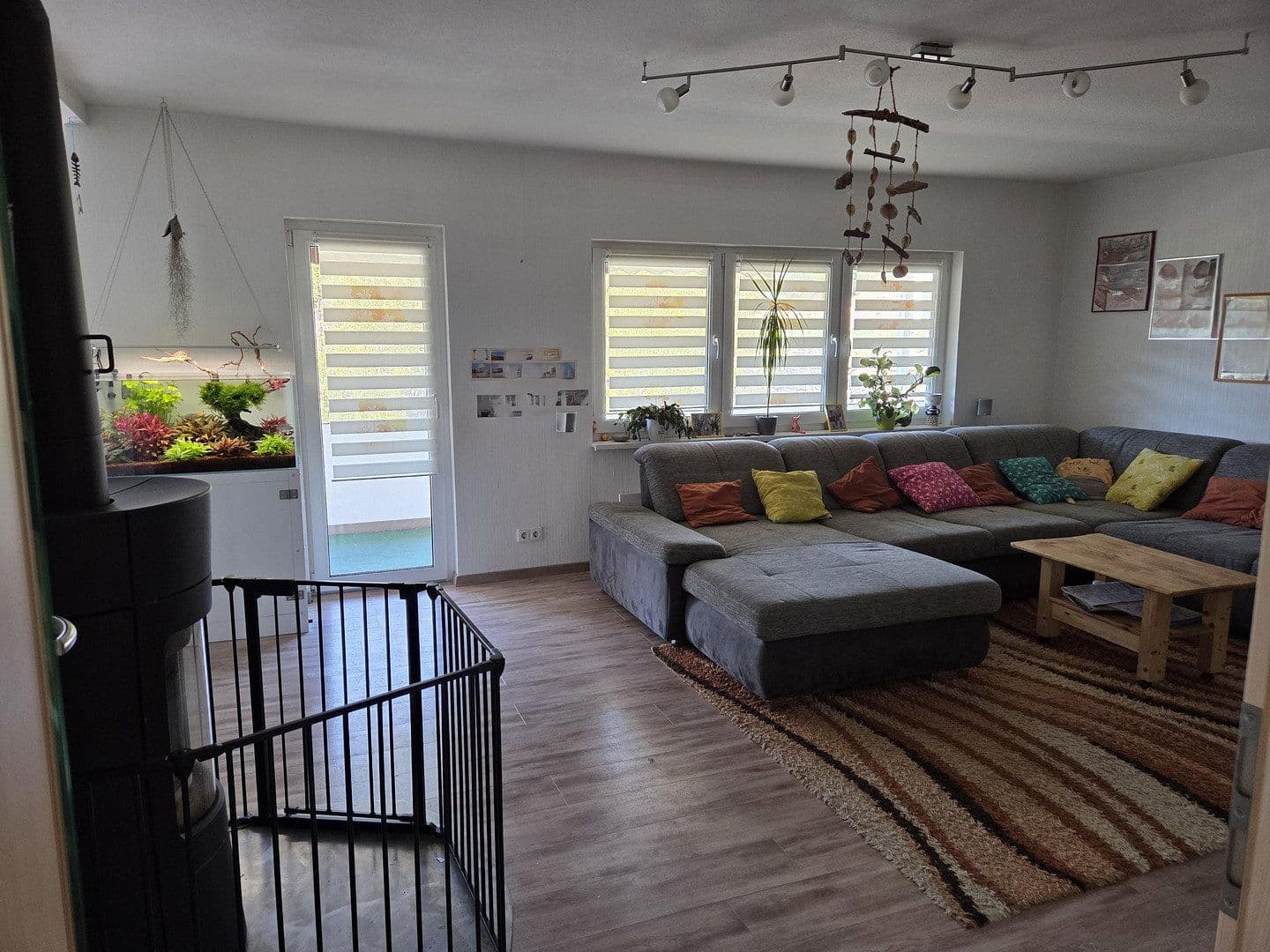 Predaj domu 260 m², pozemok 2.052 m², Niedereschach, Bádensko-Wurttembersko Predaj domu 260 m², pozemok 2.052 m², Niedereschach, Bádensko-Wurttembersko
