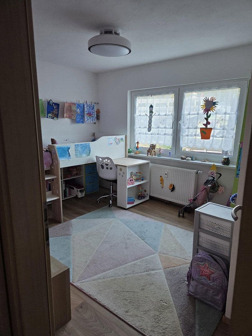 Predaj domu 260 m², pozemok 2.052 m², Niedereschach, Bádensko-Wurttembersko Predaj domu 260 m², pozemok 2.052 m², Niedereschach, Bádensko-Wurttembersko