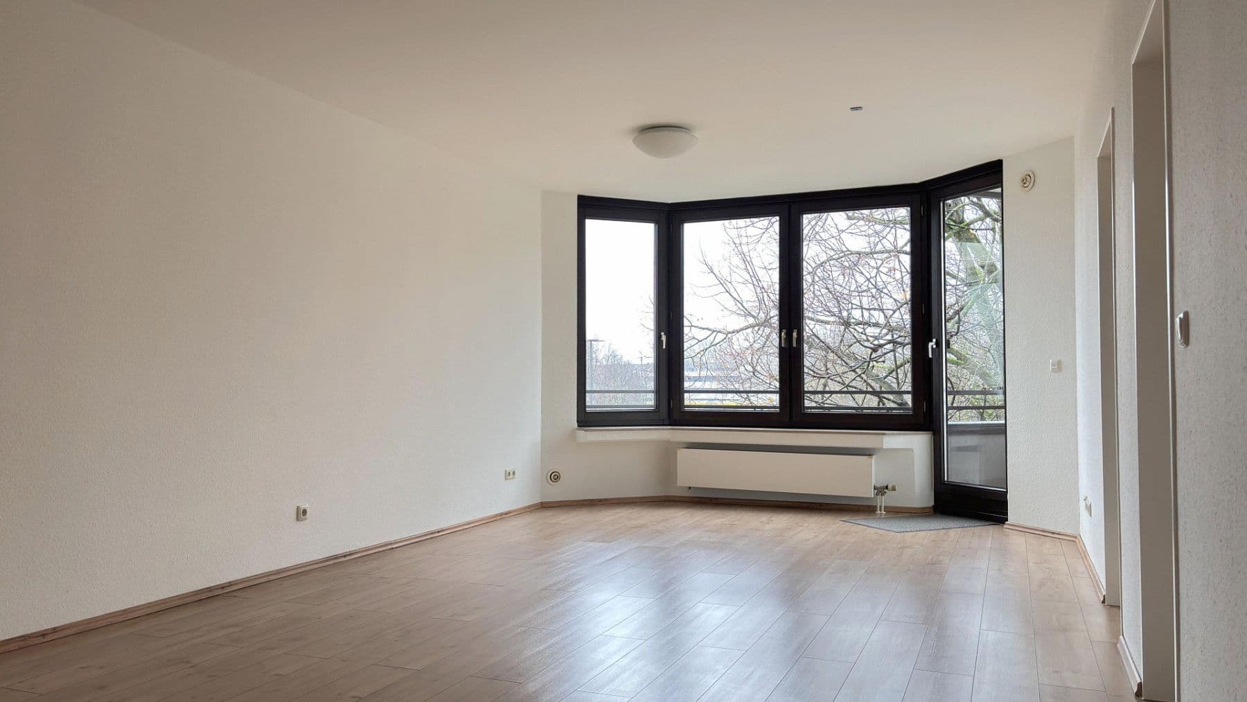 Prenájom bytu 2-izbový 61 m², Köln, Severné Porýnie - Westfálsko Prenájom bytu 2-izbový 61 m², Köln, Severné Porýnie - Westfálsko