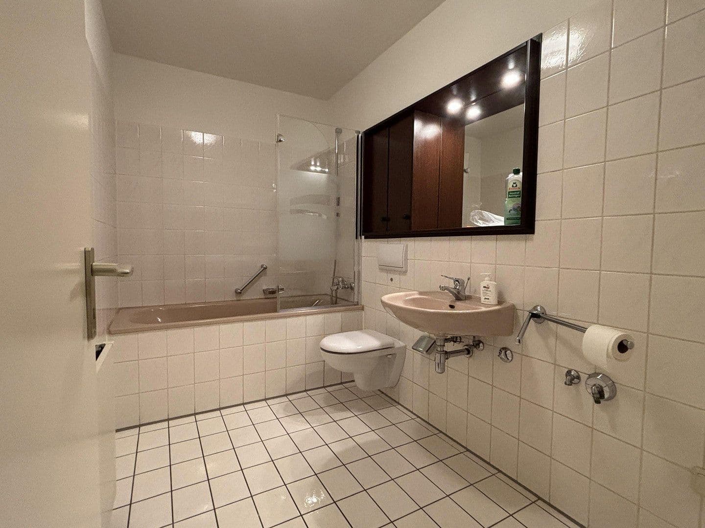 Prenájom bytu 2-izbový 61 m², Köln, Severné Porýnie - Westfálsko Prenájom bytu 2-izbový 61 m², Köln, Severné Porýnie - Westfálsko