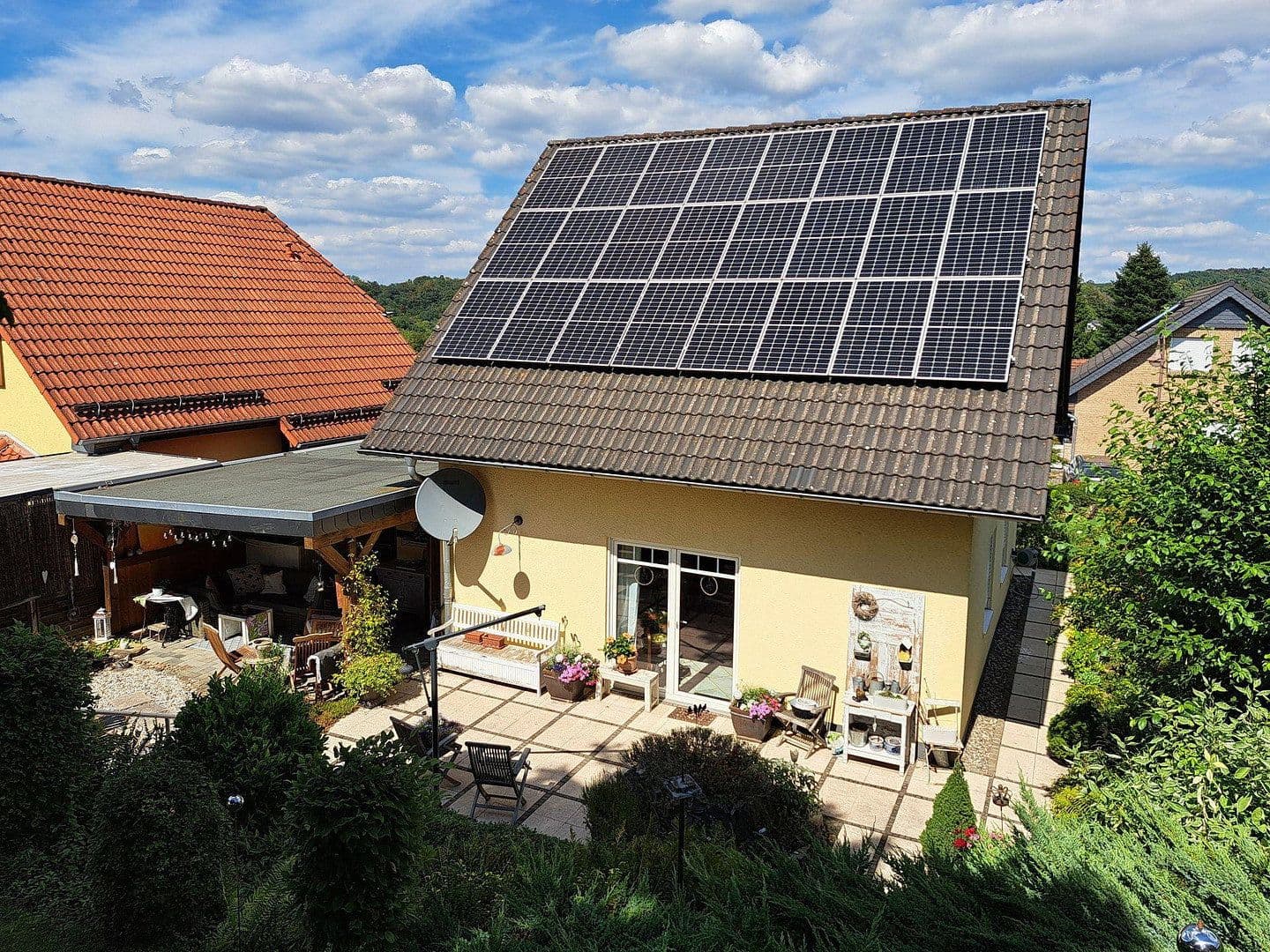 Predaj domu 89 m², pozemok 518 m², Ruppichteroth, Severné Porýnie - Westfálsko Predaj domu 89 m², pozemok 518 m², Ruppichteroth, Severné Porýnie - Westfálsko