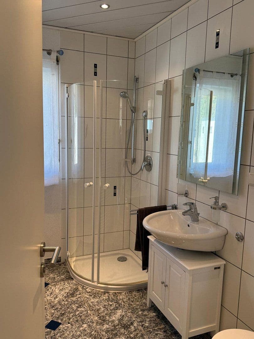 Predaj domu 197 m², pozemok 732 m², Loßburg, Bádensko-Wurttembersko Predaj domu 197 m², pozemok 732 m², Loßburg, Bádensko-Wurttembersko