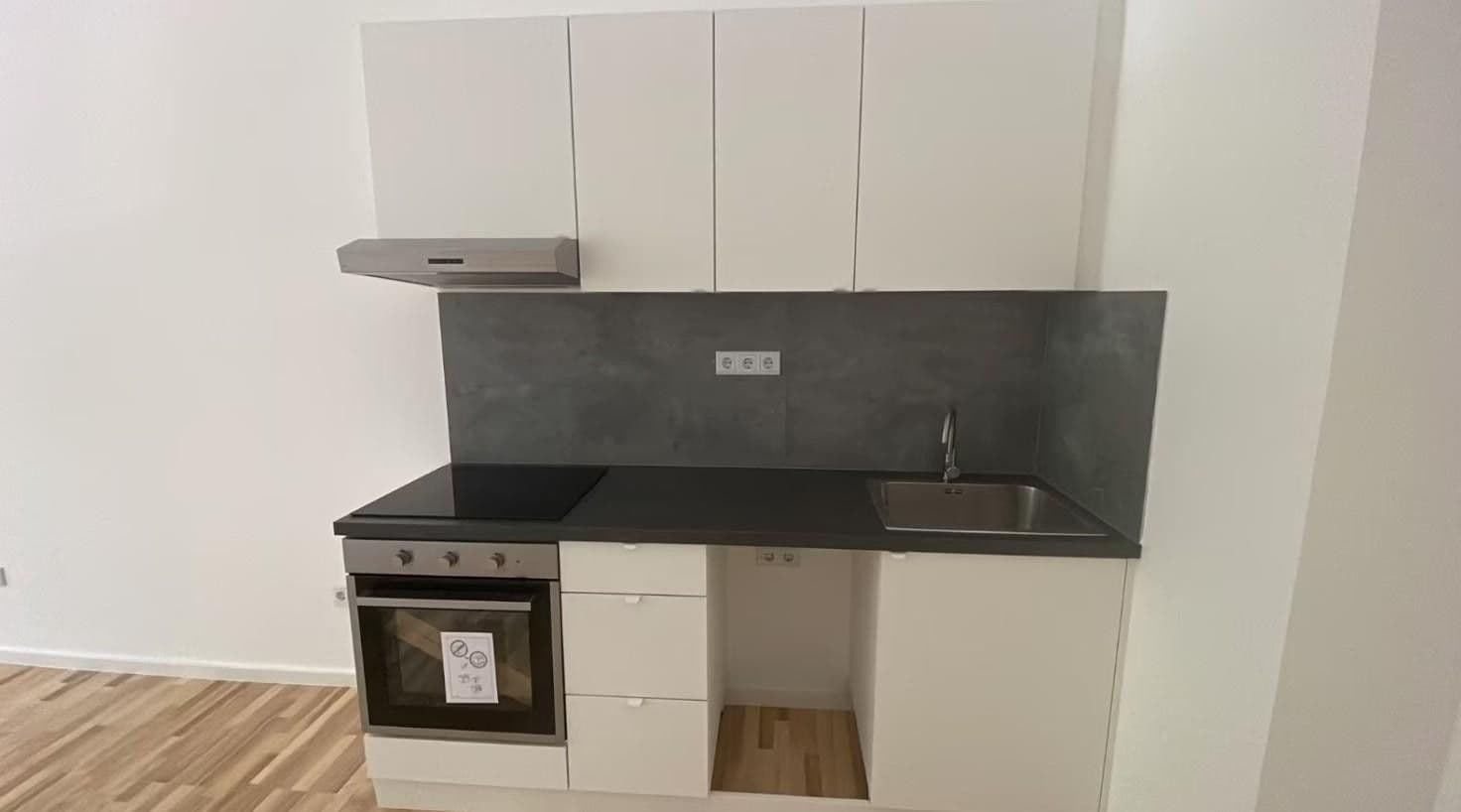 Prenájom bytu 2-izbový 61 m², Nürnberg, Bavorsko Prenájom bytu 2-izbový 61 m², Nürnberg, Bavorsko