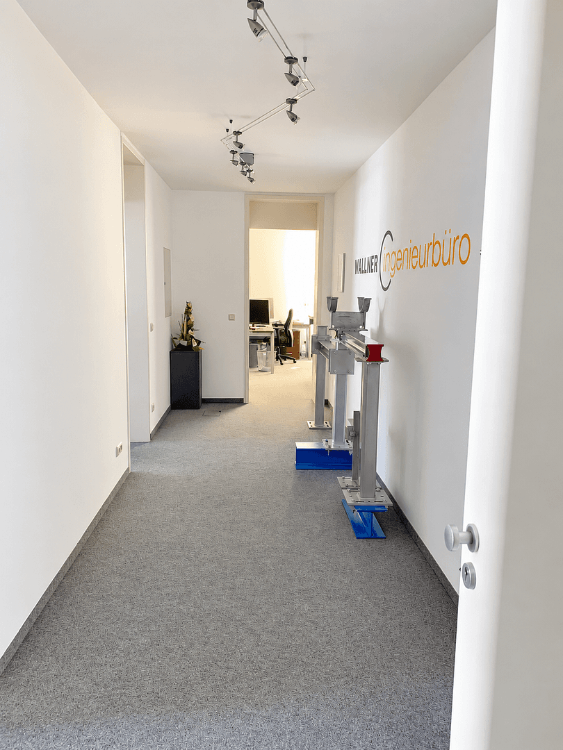 Prenájom kancelárie 100 m², Mehringer Str. 12, Burghausen, Bavorsko Prenájom kancelárie 100 m², Mehringer Str. 12, Burghausen, Bavorsko