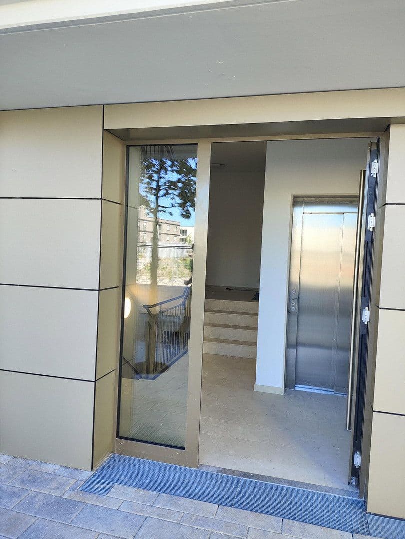 Prenájom bytu 1-izbový 34 m², Lilli-Kurowski-Straße 11, München, Bavorsko Prenájom bytu 1-izbový 34 m², Lilli-Kurowski-Straße 11, München, Bavorsko