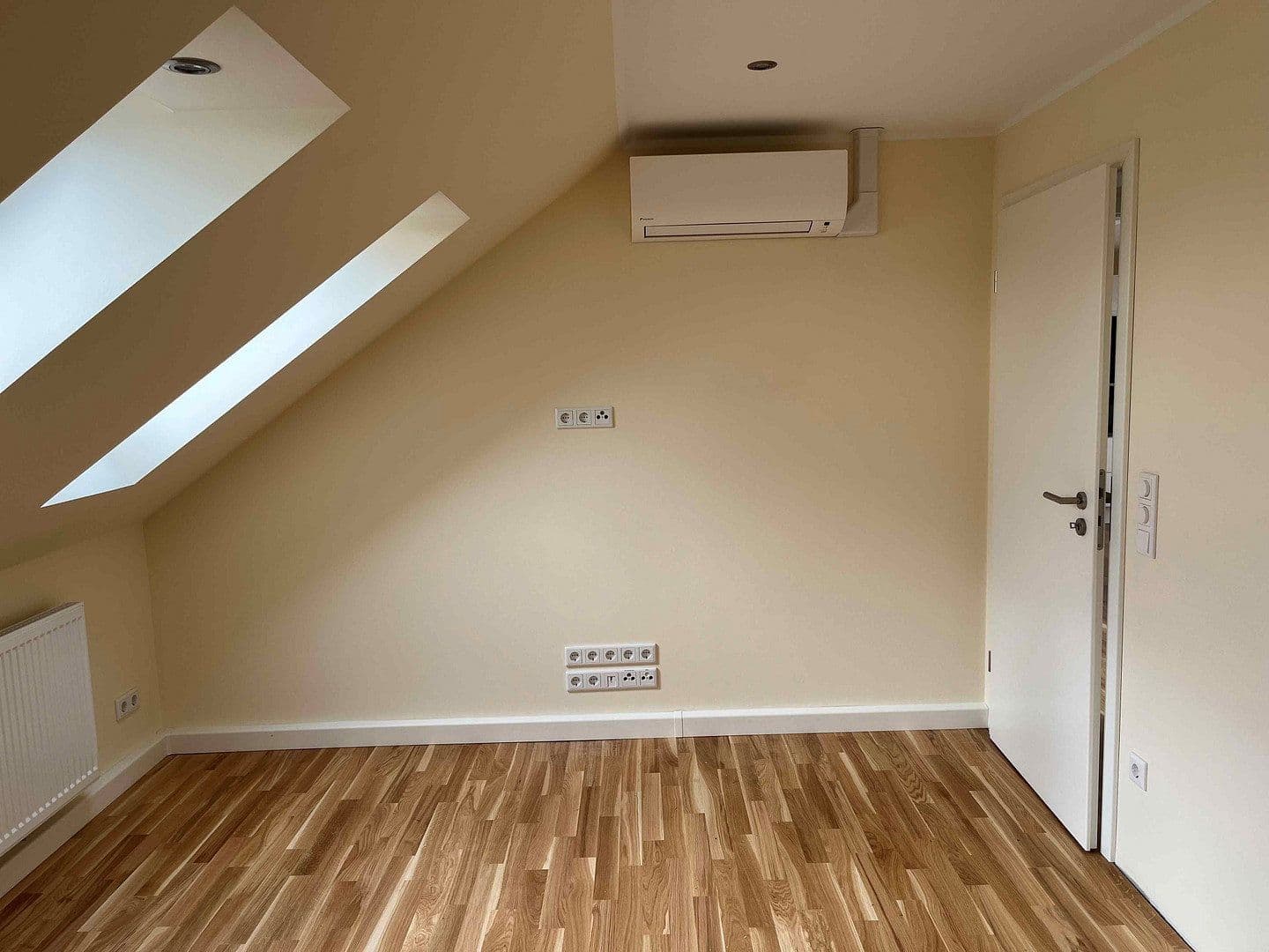 Predaj domu 309 m², pozemok 507 m², Recklinghausen, Severné Porýnie - Westfálsko Predaj domu 309 m², pozemok 507 m², Recklinghausen, Severné Porýnie - Westfálsko