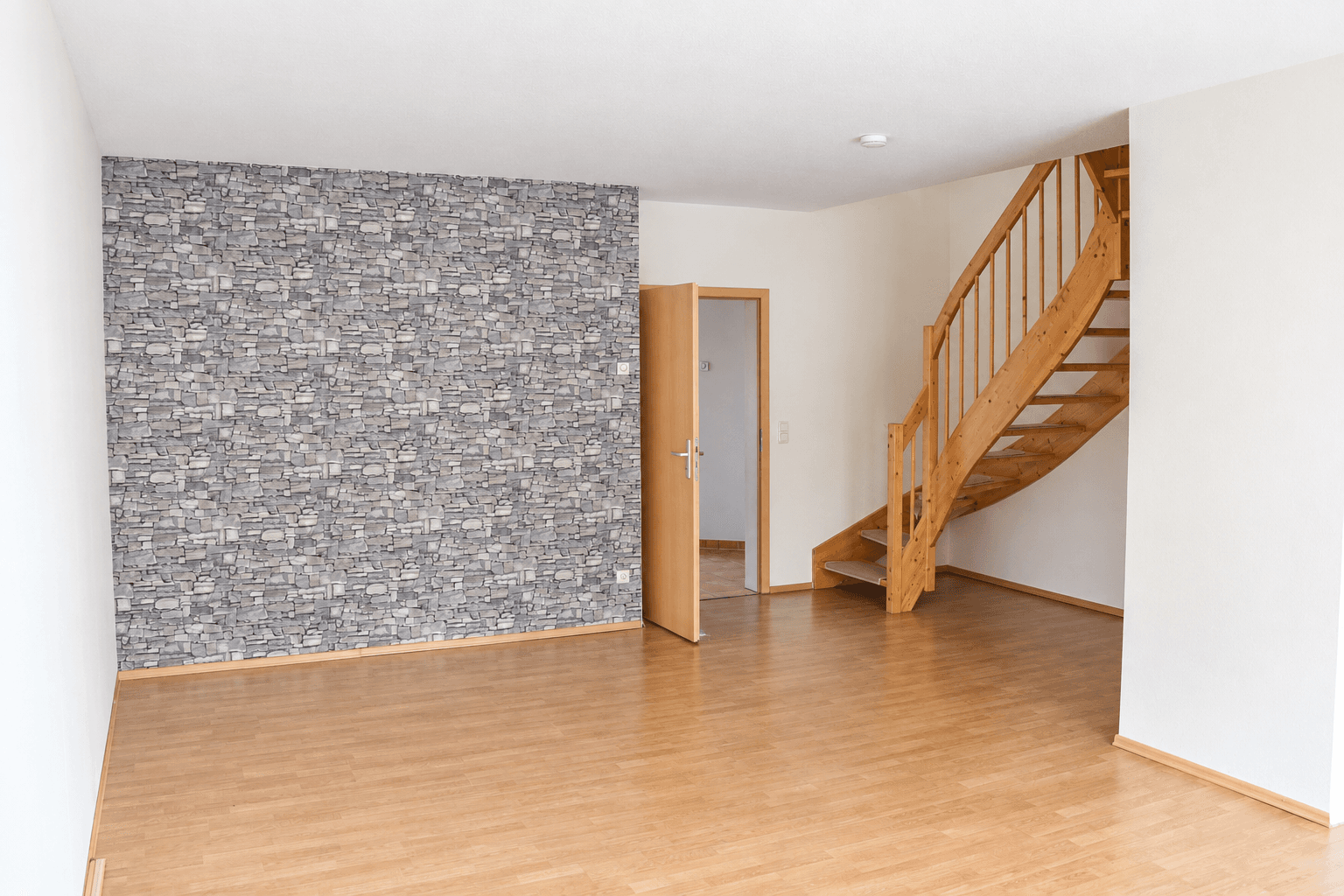 Predaj domu 114 m², pozemok 193 m², Magdeburg, Sasko-Anhaltsko Predaj domu 114 m², pozemok 193 m², Magdeburg, Sasko-Anhaltsko