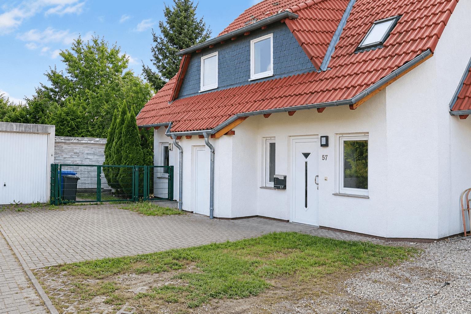Predaj domu 114 m², pozemok 193 m², Magdeburg, Sasko-Anhaltsko Predaj domu 114 m², pozemok 193 m², Magdeburg, Sasko-Anhaltsko